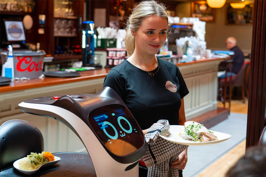 Robot de Servicio en restaurante